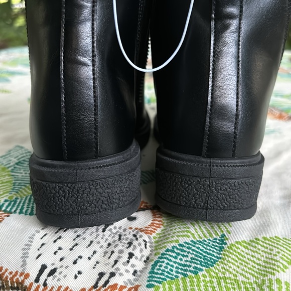 NWT Regazza Black Slip On Ankle Boots Elastic Sides Zipper Design Women’s 6 8 10 - Picture 5 of 16